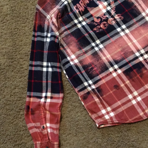 Custom design flannel shirt “Farm Fresh Eggs” Sz Large - Picture 7 of 16